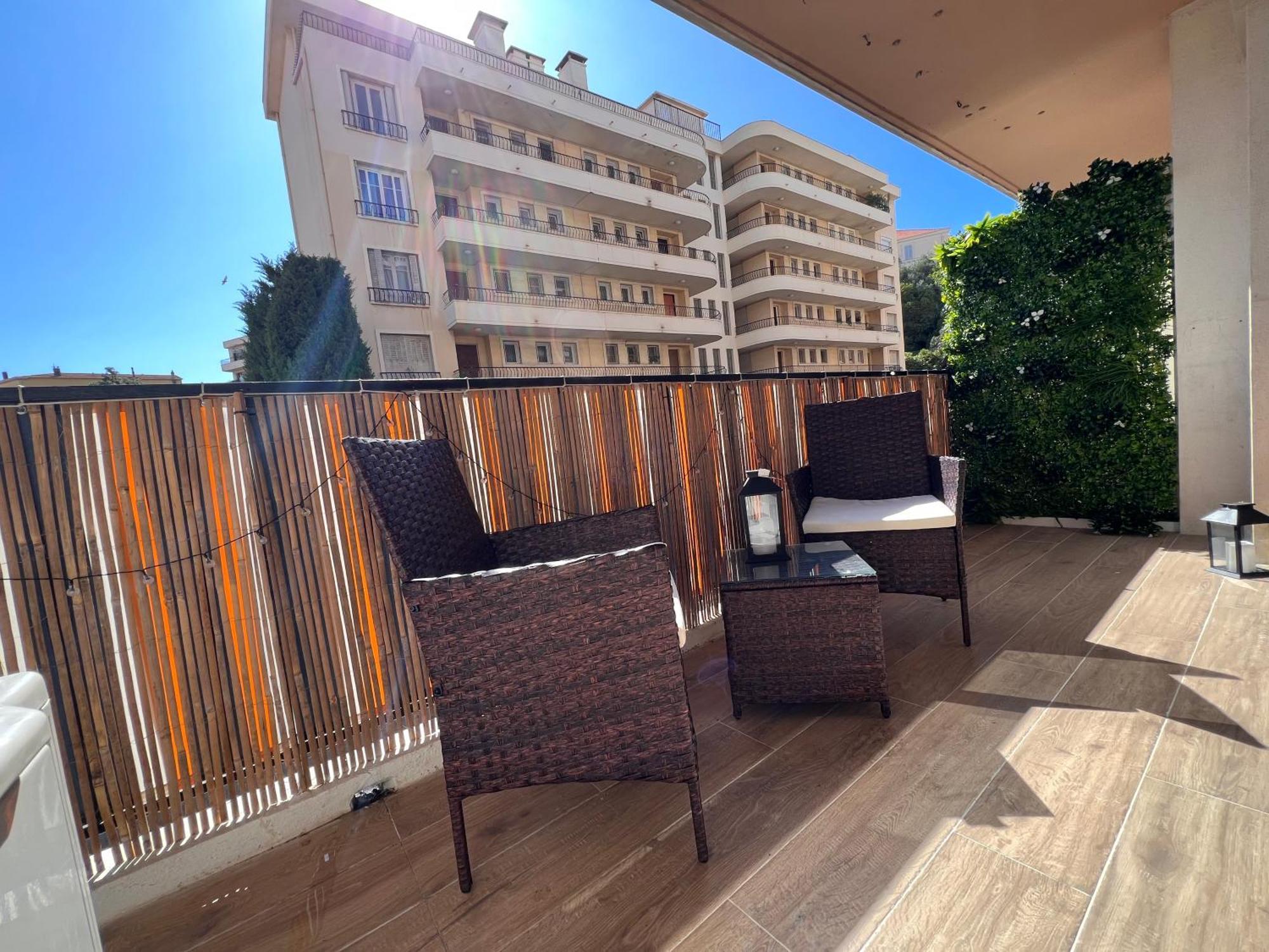 Les Arenes - Cannes Centre, Charmant 2 Pieces Recemment Renove De 45 M2 Avec Sa Terrasse De 10 M2 מראה חיצוני תמונה